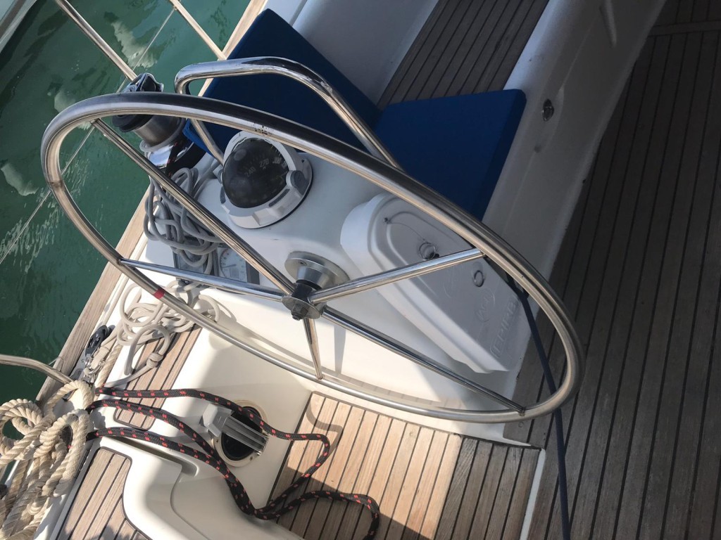Yacht BENETEAU - Oceanis 43 "Alboran XXX Cubalibre"