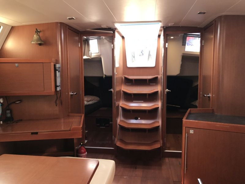 Yacht BENETEAU - Oceanis 45 "Alboran XXXIV Nini"