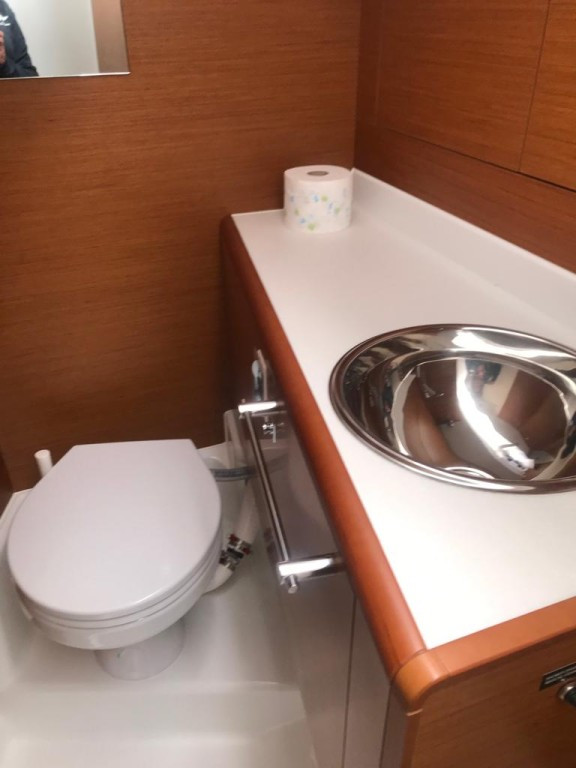 Yacht JEANNEAU - Sun Odyssey 419 "Alboran Limoncello"