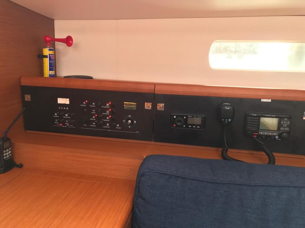 Yacht JEANNEAU - Sun Odyssey 519 "Alboran Prosecco"