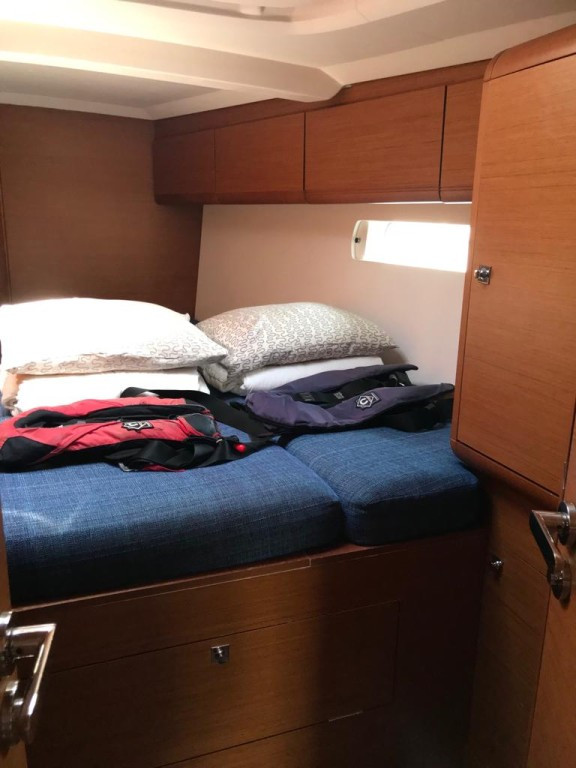 Yacht JEANNEAU - Sun Odyssey 519 "Alboran Prosecco"