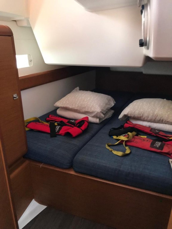 Yacht JEANNEAU - Sun Odyssey 519 "Alboran Prosecco"