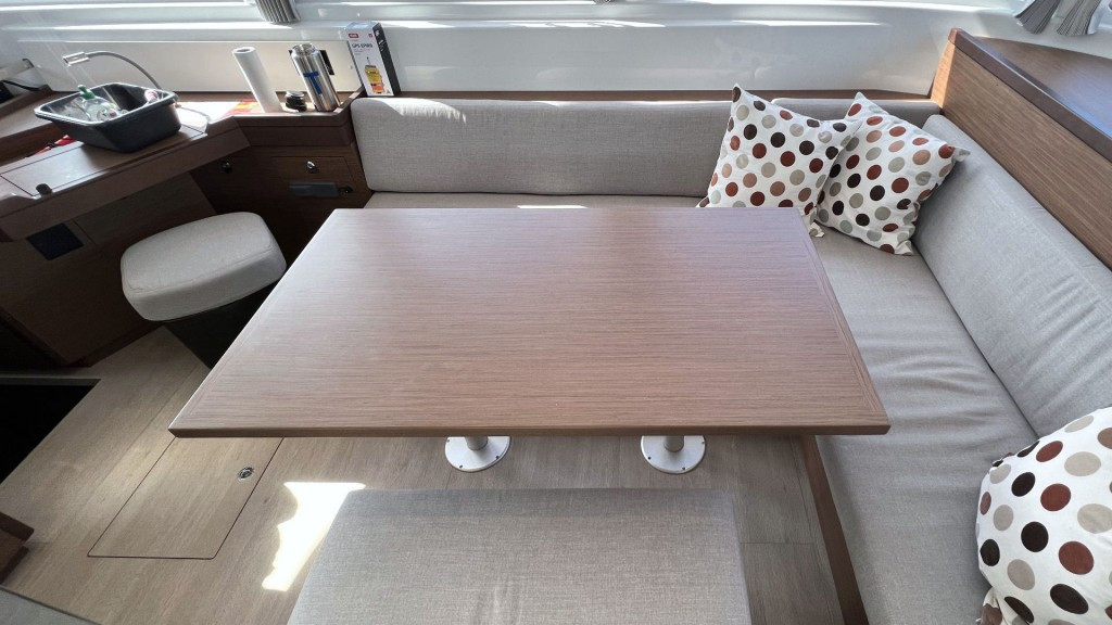 Yacht LAGOON - 46 "Voyager"