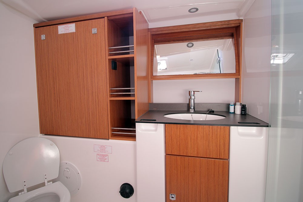 Yacht BAVARIA - Cruiser 51 "Firewall"