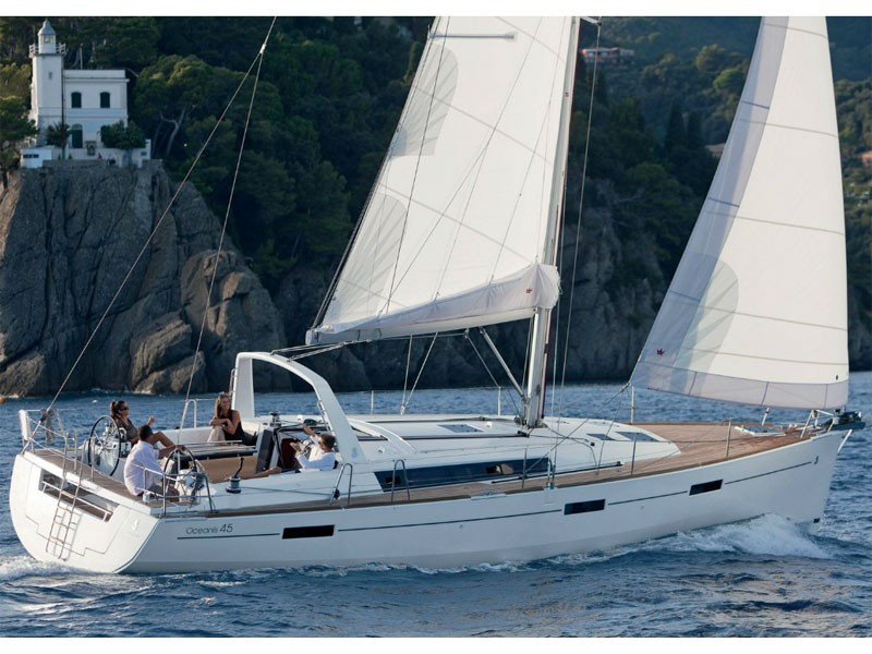 Yacht BENETEAU - Oceanis 45 "Paradais Island"