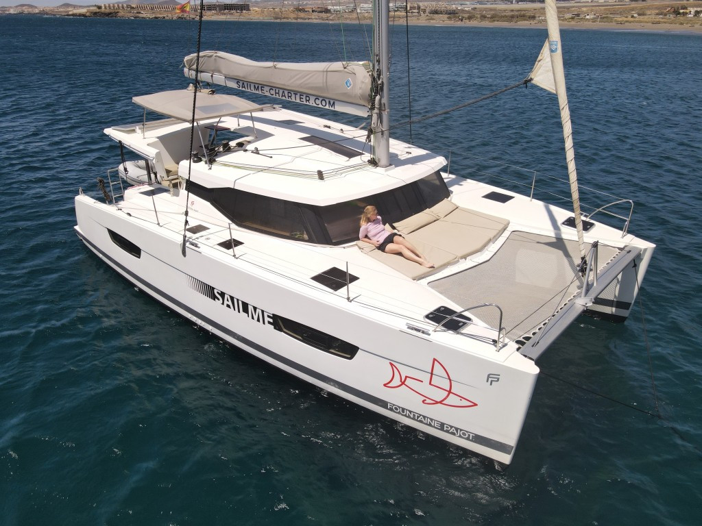 Yacht FOUNTAINE PAJOT - Lucia 40 "Aquila"