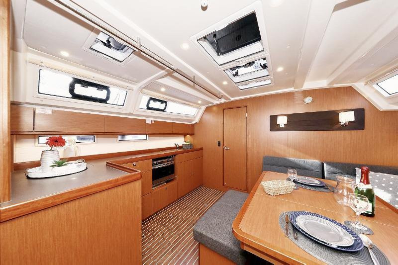 Yacht BAVARIA - Cruiser 46 "My life"