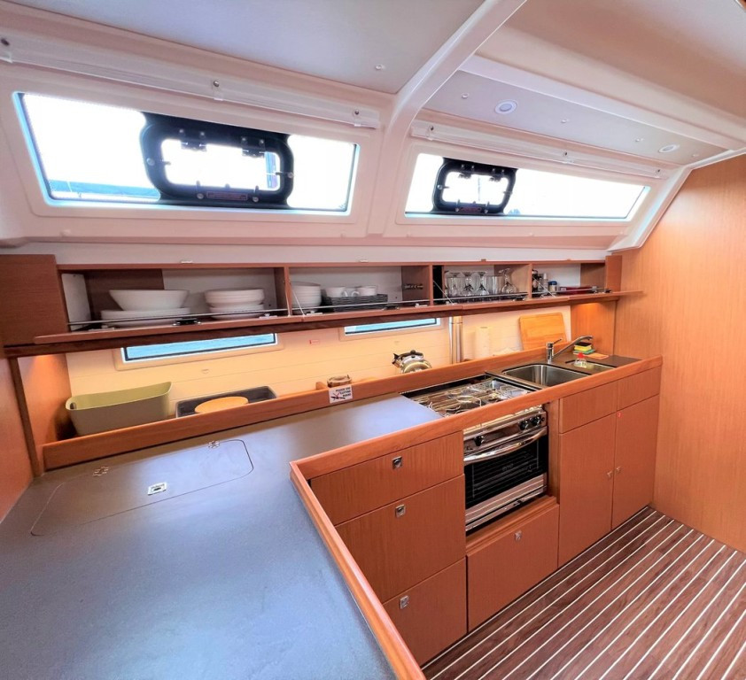 Yacht BAVARIA - Cruiser 46 "My life"