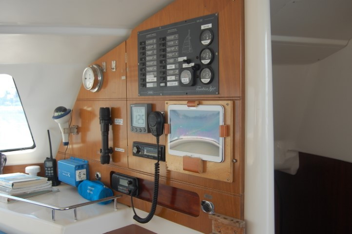 Yacht FOUNTAINE PAJOT - Lavezzi 40 "Kupela"