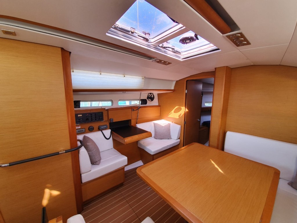 Yacht JEANNEAU - Sun Odyssey 409 "Malee"