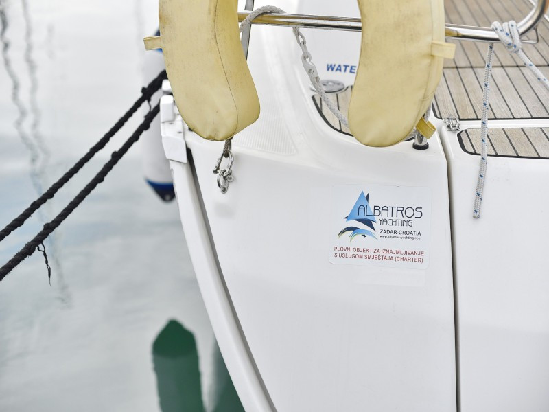 Yacht BAVARIA - Cruiser 36 "Petra M"