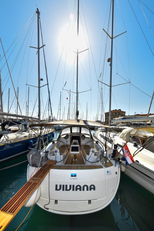 Yacht BAVARIA - Cruiser 37 "Viviana"
