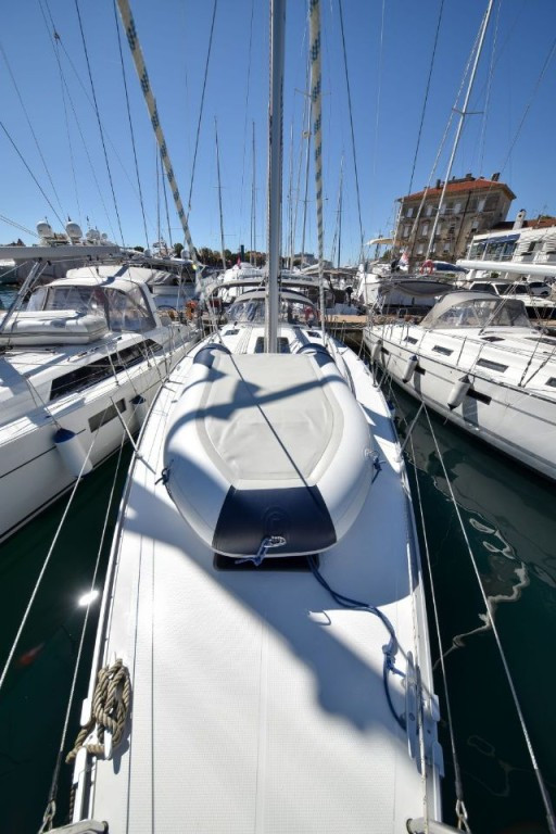 Yacht BAVARIA - Cruiser 41 "Nixie"