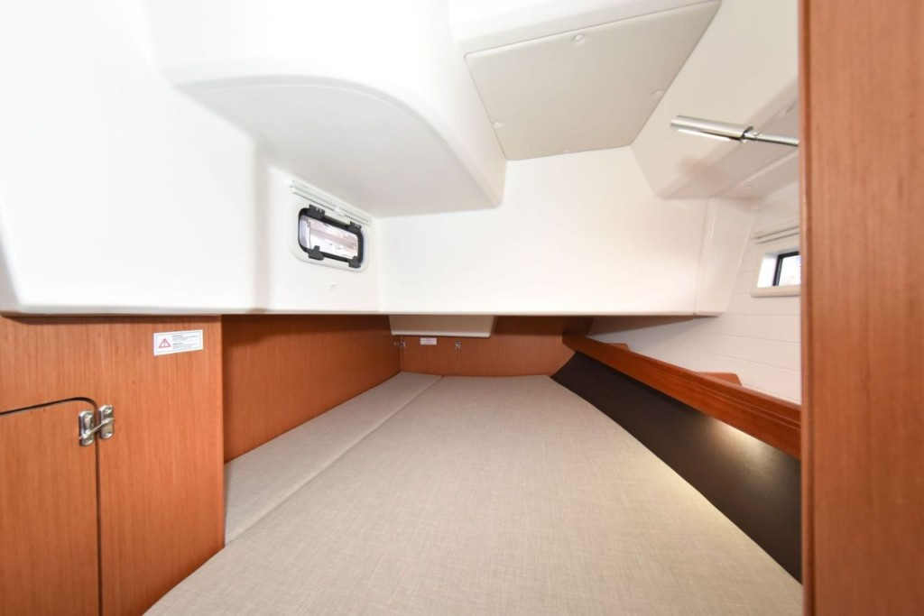 Yacht BAVARIA - Cruiser 41 "Nixie"