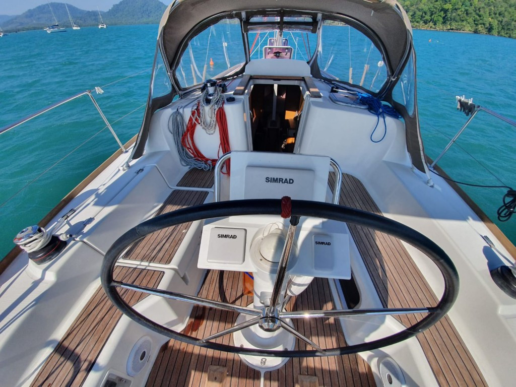 Yacht JEANNEAU - Sun Odyssey 33i "Aqua"
