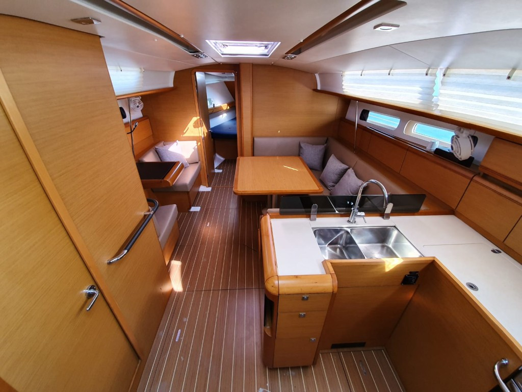 Yacht JEANNEAU - Sun Odyssey 409 "T-Punch"