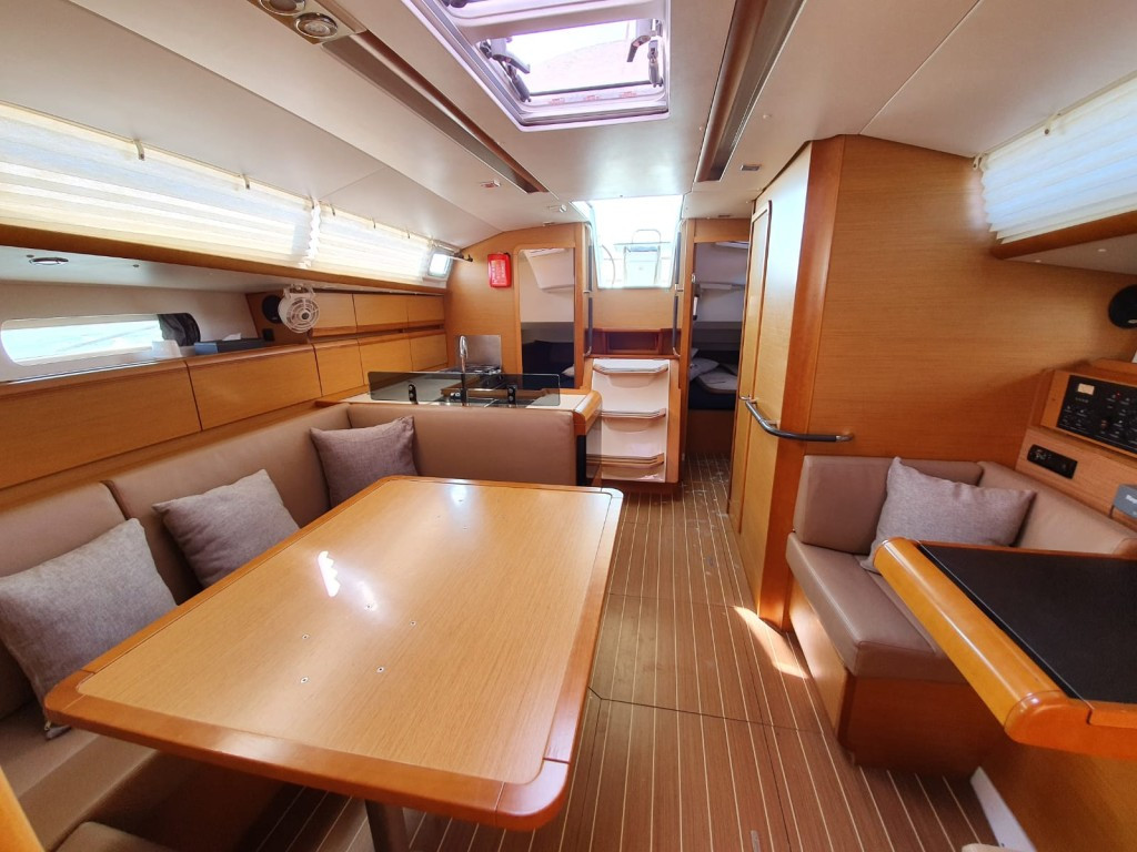 Yacht JEANNEAU - Sun Odyssey 409 "T-Punch"