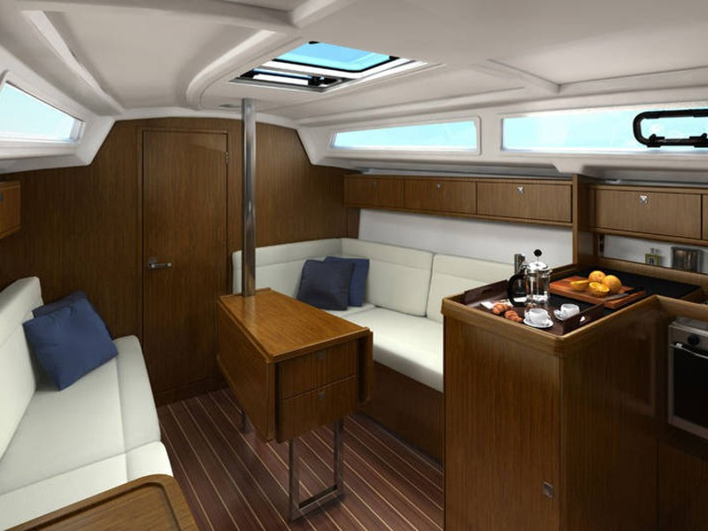 Yacht BAVARIA - Cruiser 33 "Starship"