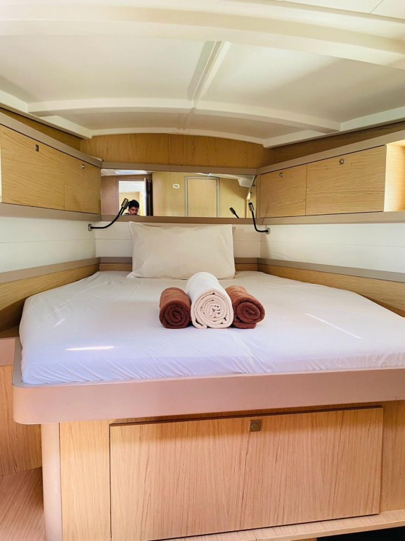 Yacht BENETEAU - Oceanis 45 "Megan"