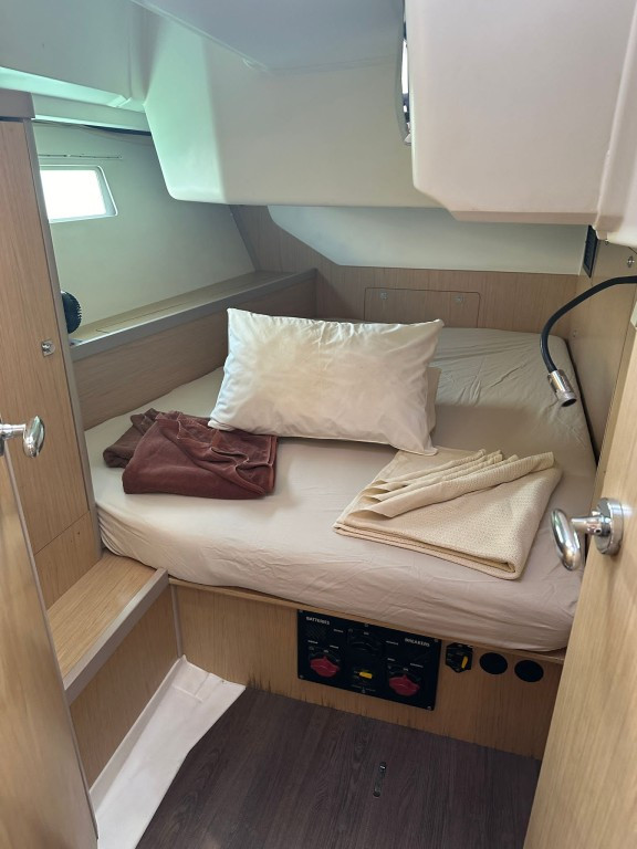 Yacht BENETEAU - Oceanis 45 "Megan"