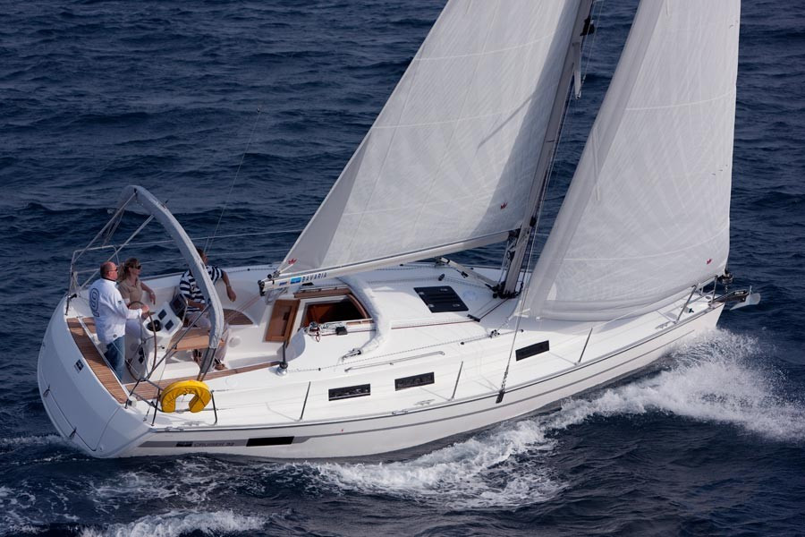 Yacht BAVARIA - Cruiser 32 "Linnea"