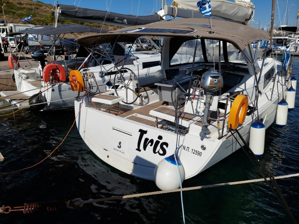 Yacht BENETEAU - Oceanis 41.1 "Iris"