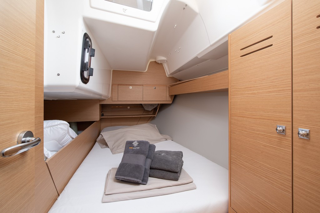 Yacht DUFOUR - 360 Grand Large "Amaranta"