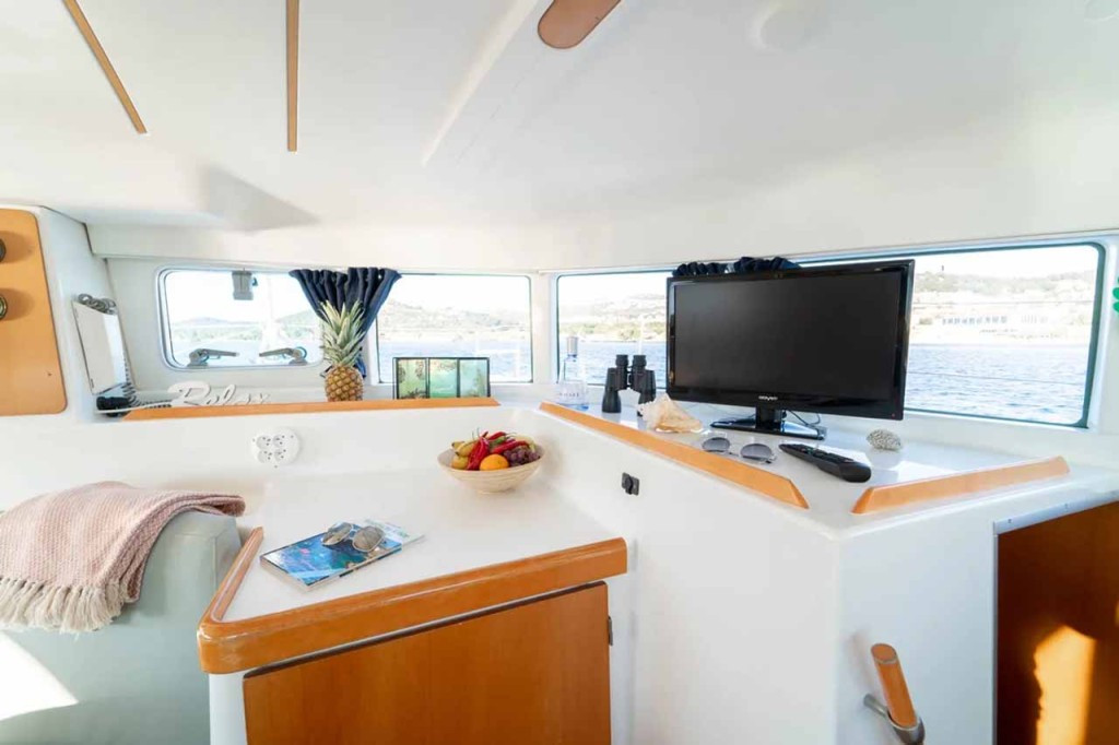 Yacht LAGOON - 380 "Twin Star"