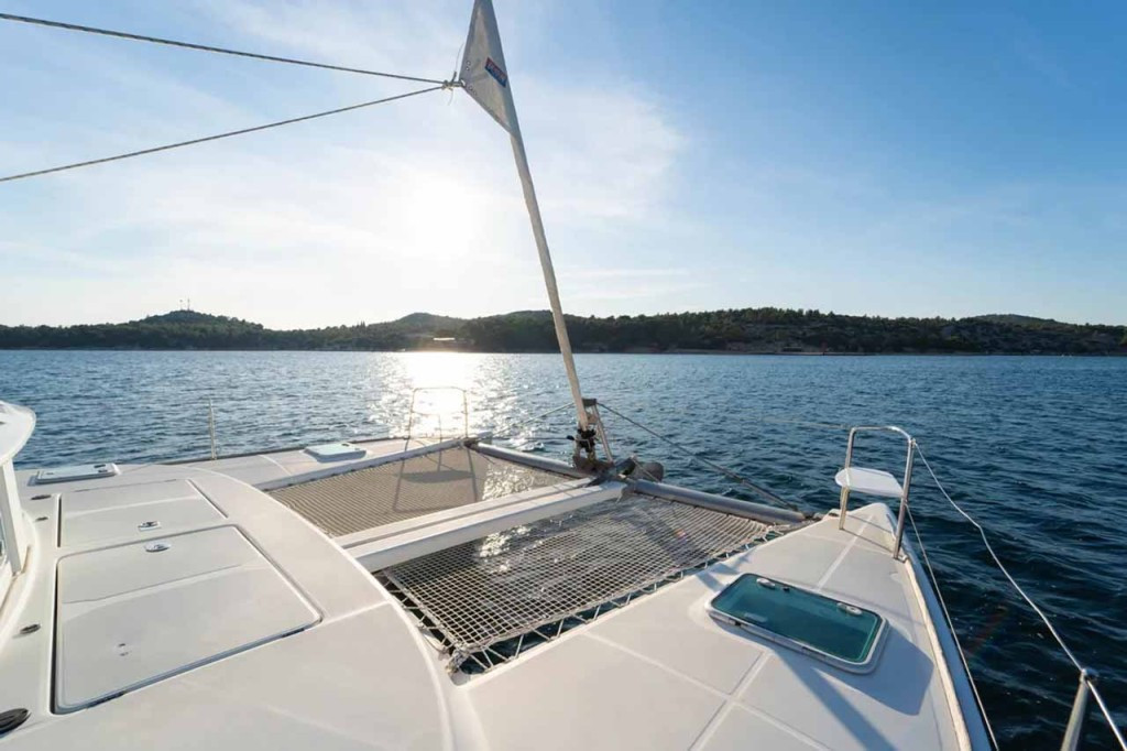 Yacht LAGOON - 380 "Twin Star"