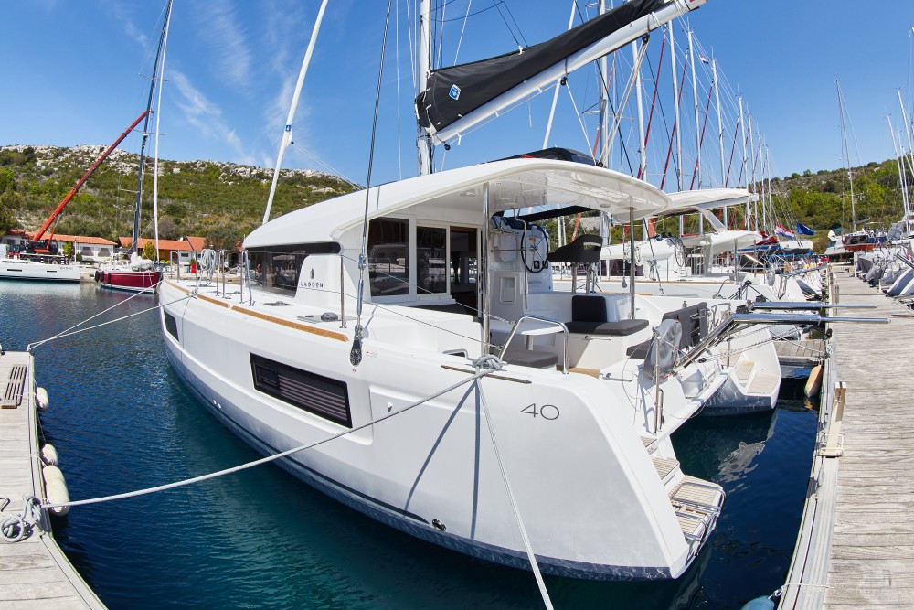 Yacht LAGOON - 40 "Mare Calma"