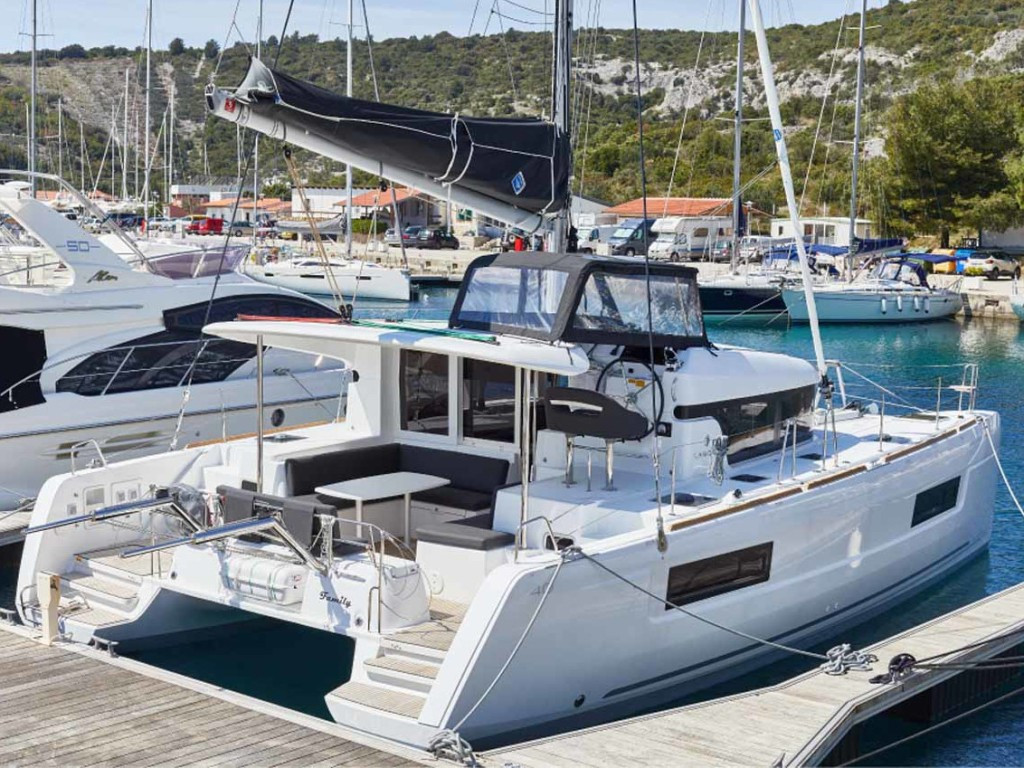 Yacht LAGOON - 40 "Mare Calma"
