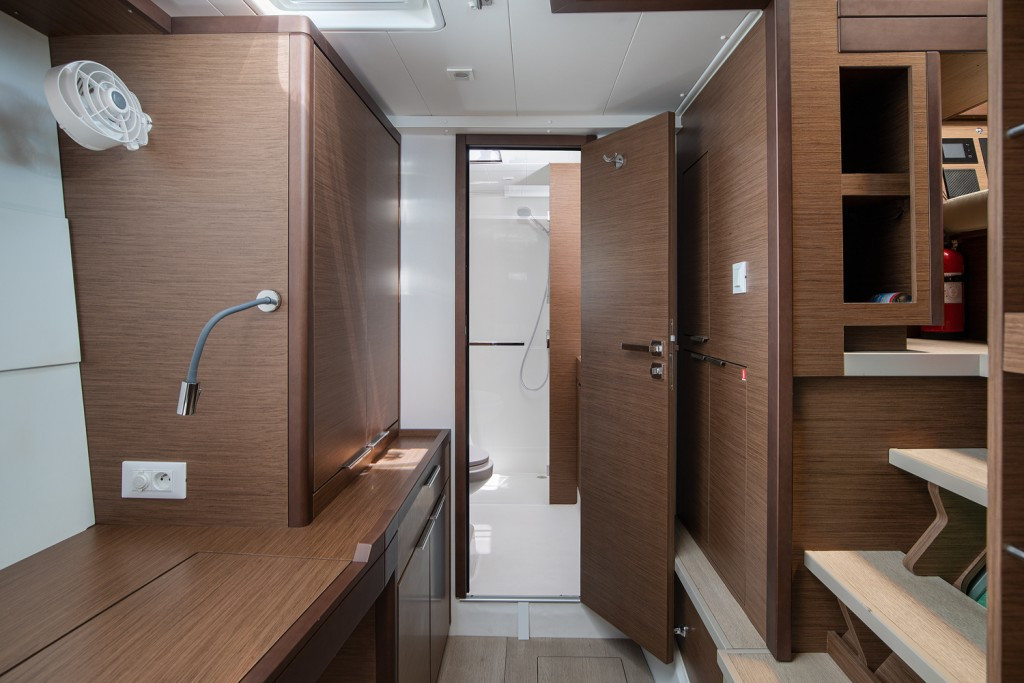 Yacht LAGOON - 40 "Yolo"