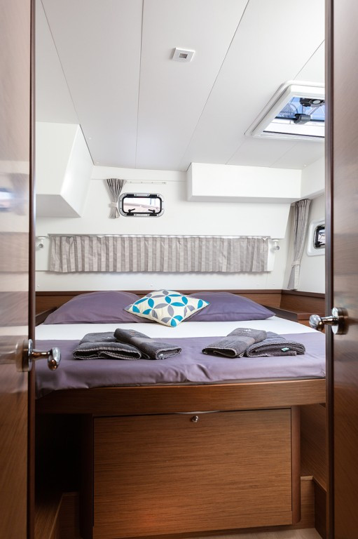 Yacht LAGOON - 42 "MareFiero"