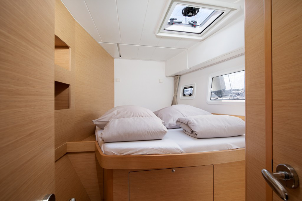 Yacht LAGOON - 42 "Mare Solero"