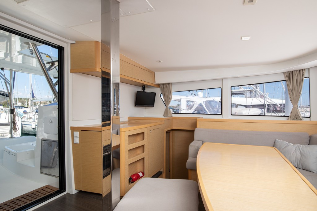 Yacht LAGOON - 42 "Mare Solero"