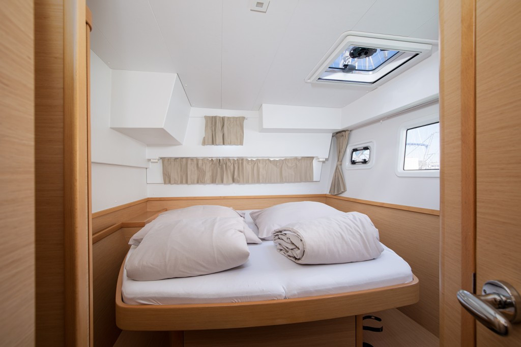 Yacht LAGOON - 42 "Mare Solero"