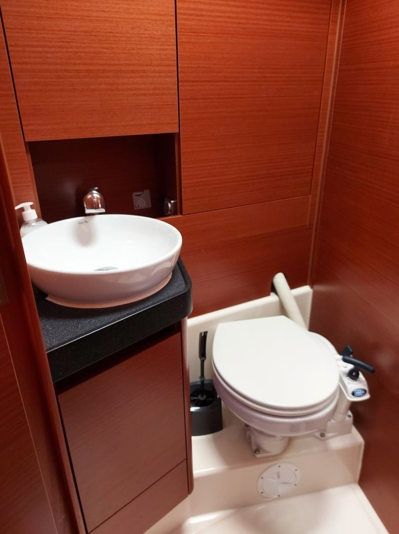 Yacht HANSE - 418 "Themisto"