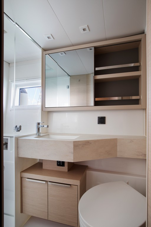 Yacht LAGOON - 46 "Little Havana"