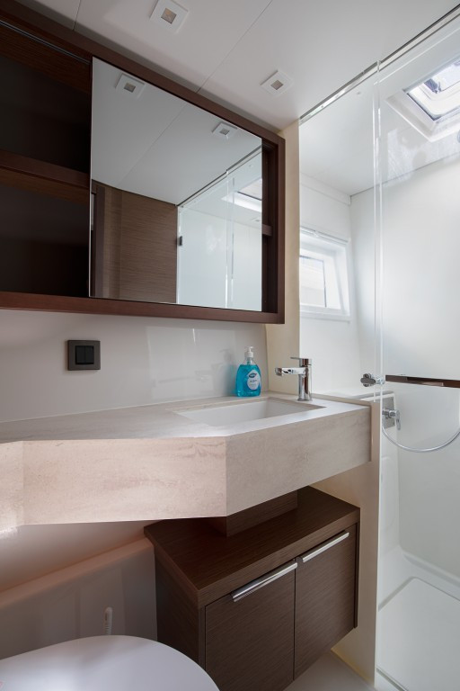 Yacht LAGOON - 46 "Long Island"