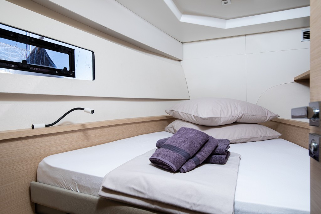 Yacht FOUNTAINE PAJOT - MY 37 "Mare Tortuga"