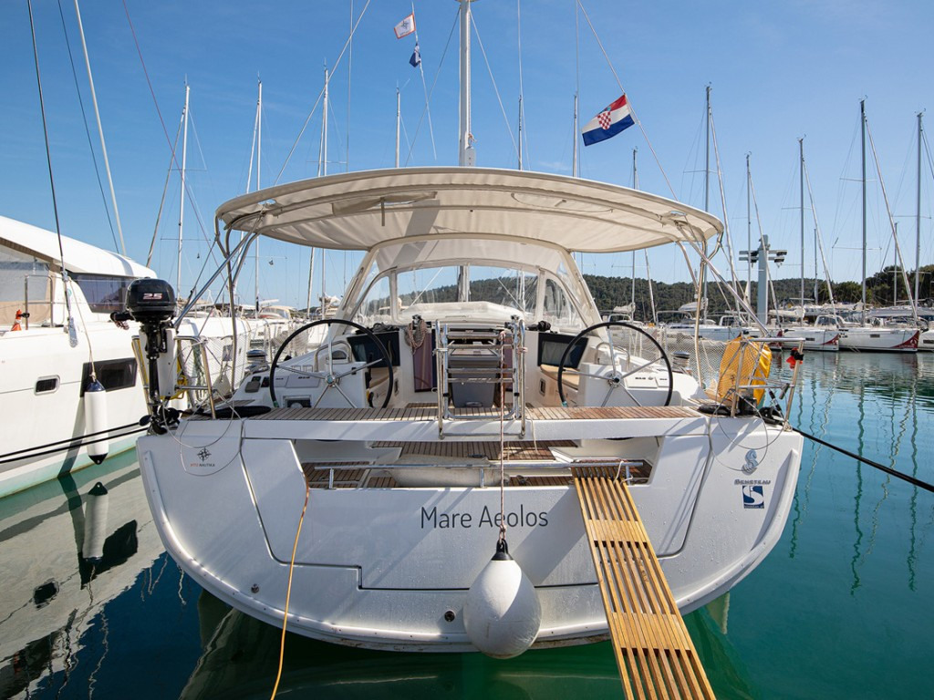 Yacht BENETEAU - Oceanis 45 "MareAeolos"