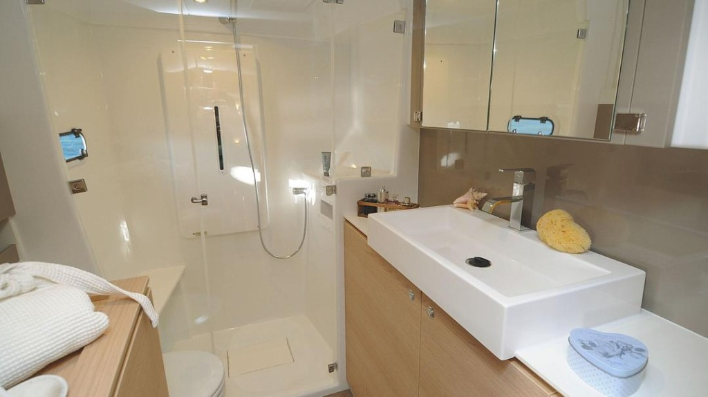 Yacht CATANA - Bali 4.1 ""