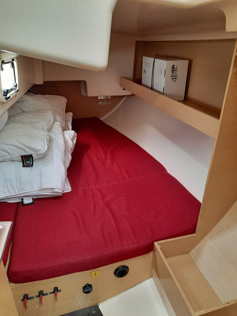 Yacht ELAN - 350 "Sierra"