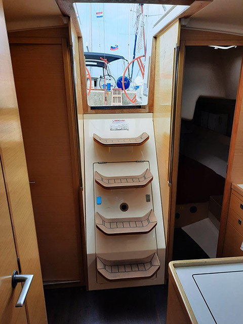 Yacht ELAN - 350 "Sierra"