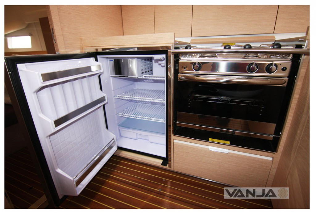 Yacht ELAN - Impression 45 "Vanja"