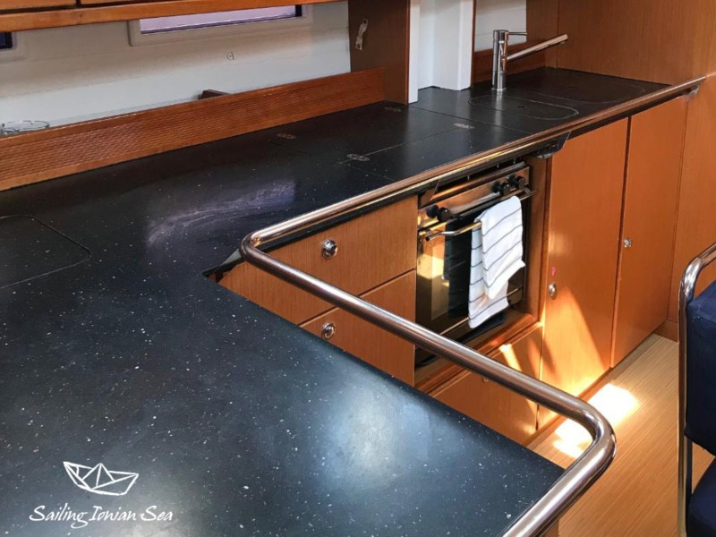 Yacht BAVARIA - Cruiser 45 "Midas"