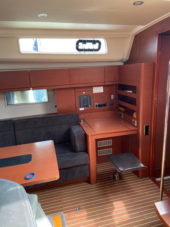 Yacht HANSE - 508 "Big Blue"