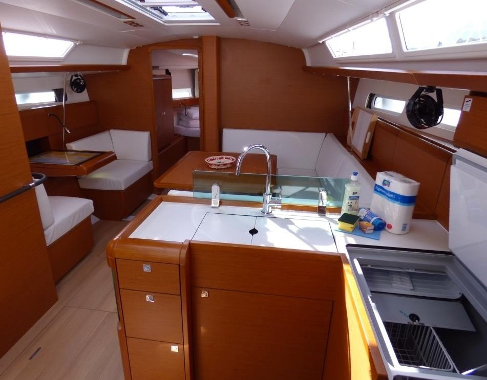 Yacht JEANNEAU - Sun Odyssey 419 "Sicc"