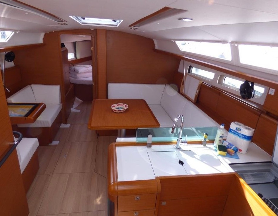 Yacht JEANNEAU - Sun Odyssey 419 "Sicc"