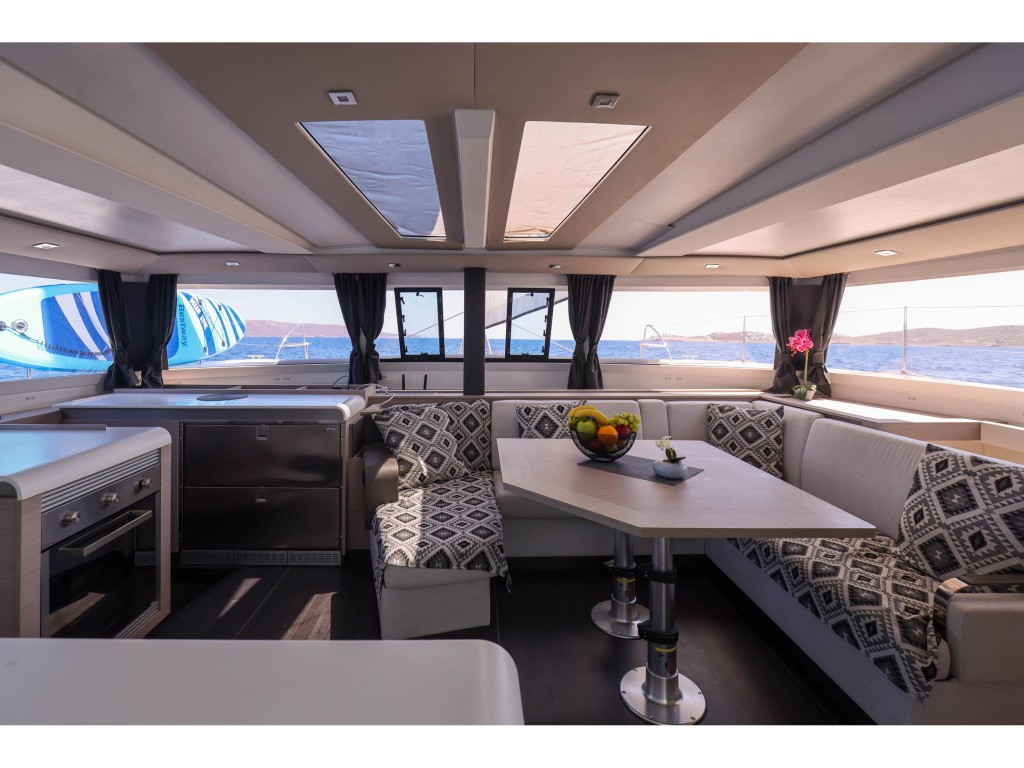 Yacht FOUNTAINE PAJOT - Saona 47 "Aquarella"